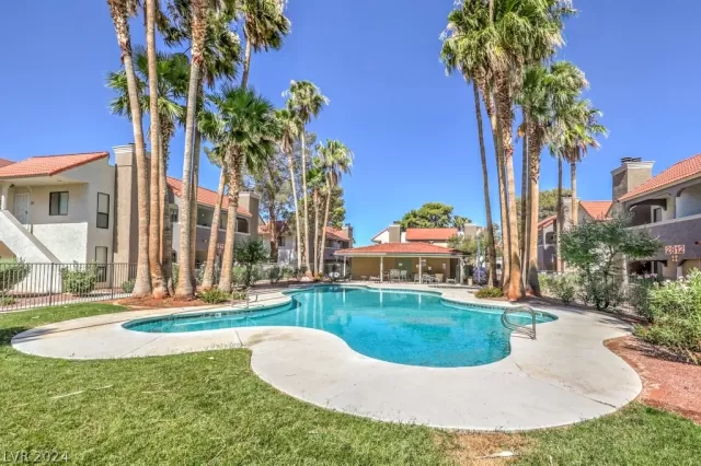 MLS: 2595945 Condo For Sale