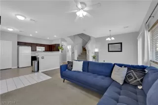 Photo #2: 2595967 Listing