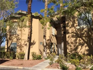 Photo #1: 2595984 Listing 