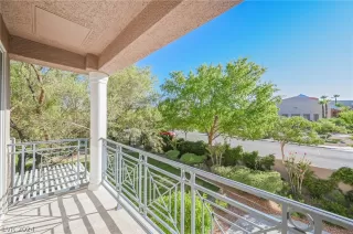 Photo #2: 2595998 Listing 