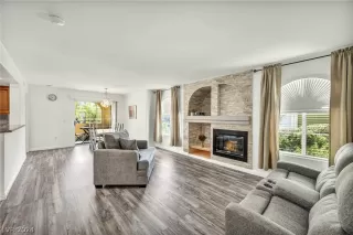 Photo #4: 2596002 Listing