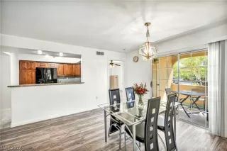 Photo #5: 2596002 Listing