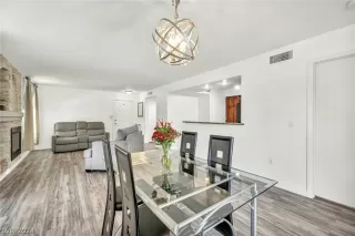 Photo #6: 2596002 Listing