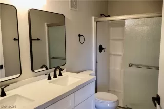 Photo #4: 2596016 Listing