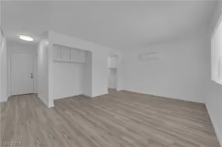 Photo #4: 2596029 Listing 