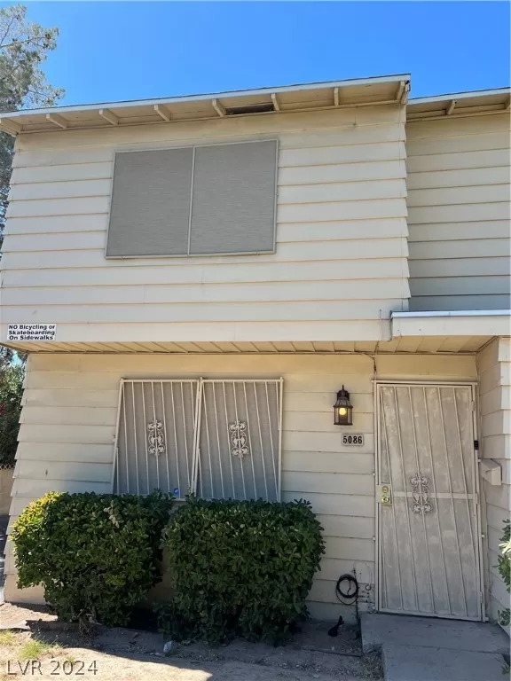 MLS: 2596072 Condo For Sale