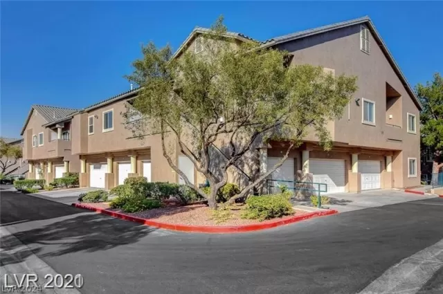 MLS: 2596074 Condo For Sale