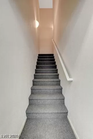 Photo #2: 2596074 Listing 