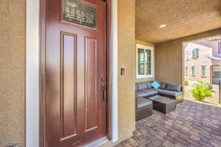 Photo #6: 2596135 Listing