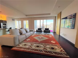 Photo #4: 2596200 Listing 