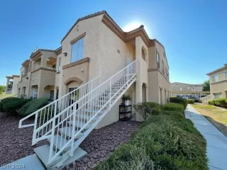 Photo #1: 2596229 Listing 