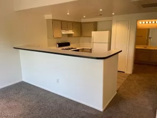 Photo #3: 2596229 Listing 