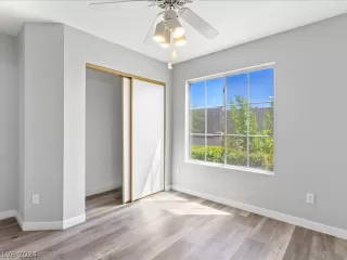 Photo #3: 2596249 Listing