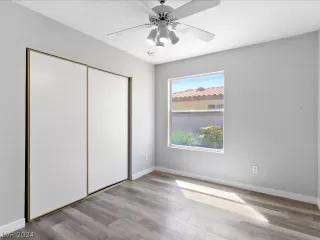 Photo #5: 2596249 Listing