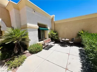 Photo #3: 2596280 Listing 