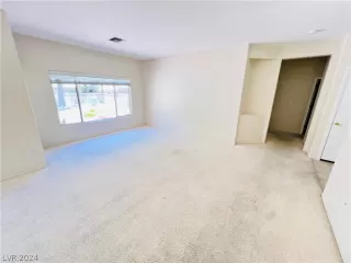 Photo #5: 2596280 Listing 