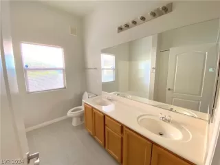 Photo #3: 2596305 Listing 