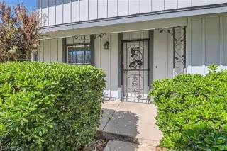 Photo #1: 2596329 Listing 