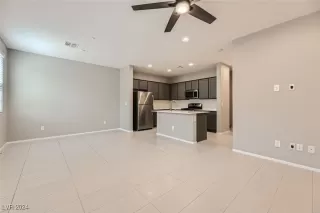 Photo #1: 2596368 Listing 