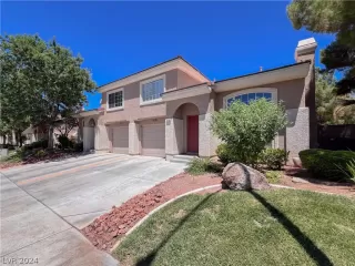 Photo #2: 2596375 Listing 