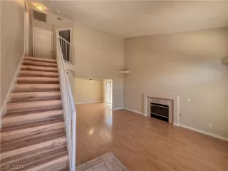 Photo #3: 2596375 Listing 