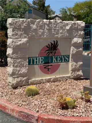 Photo #2: 2596410 Listing 