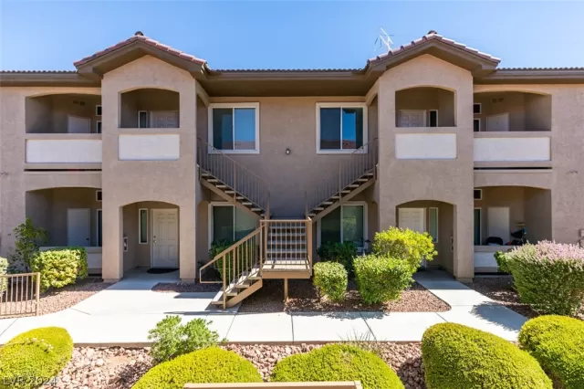 MLS: 2596416 Condo For Sale