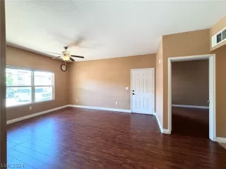 Photo #3: 2596455 Listing 