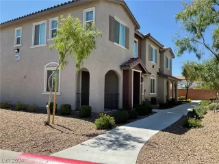 Photo #1: 2596478 Listing