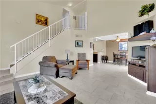 Photo #3: 2596520 Listing