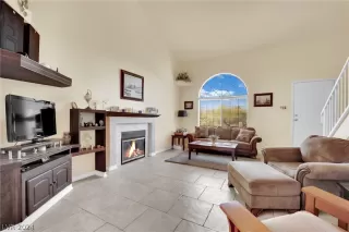 Photo #6: 2596520 Listing