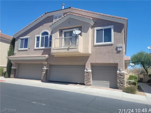 MLS: 2596549 Condo For Sale