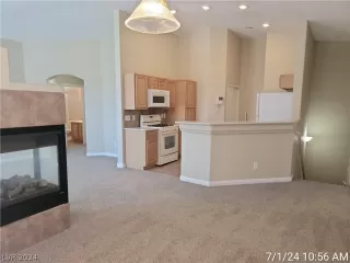 Photo #2: 2596549 Listing 