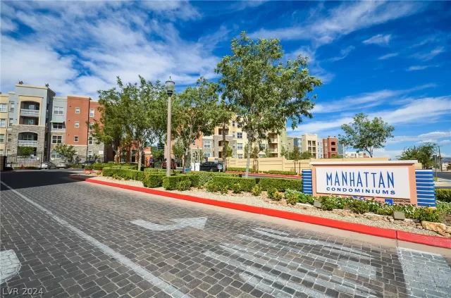 MLS: 2596561 Condo For Sale