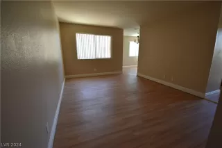 Photo #2: 2596583 Listing