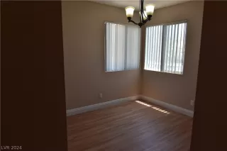 Photo #3: 2596583 Listing