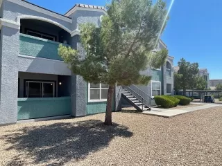 Photo #1: 2596601 Listing 