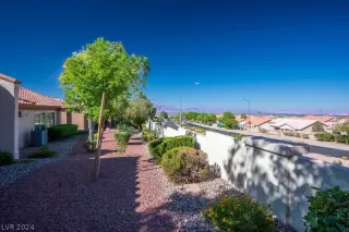 Photo #2: 2596608 Listing 