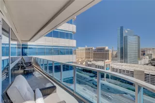 Photo #3: 2596621 Listing 