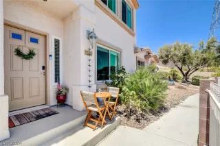 Photo #1: 2596650 Listing