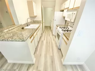 Photo #2: 2596706 Listing 