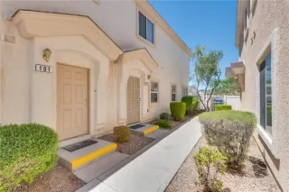 Photo #1: 2596715 Listing