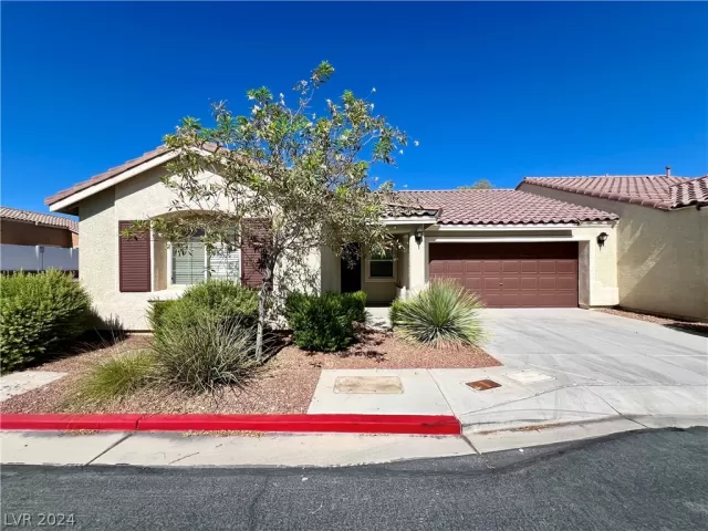 MLS: 2596719 Condo For Sale