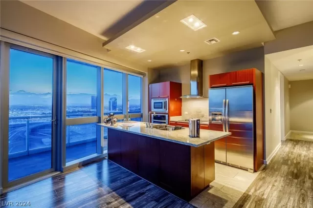 MLS: 2596724 Condo For Sale