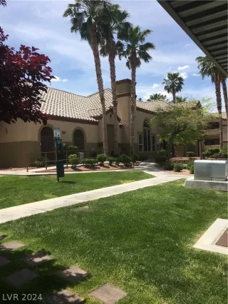 Photo #1: 2596729 Listing 