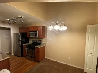 Photo #3: 2596779 Listing 