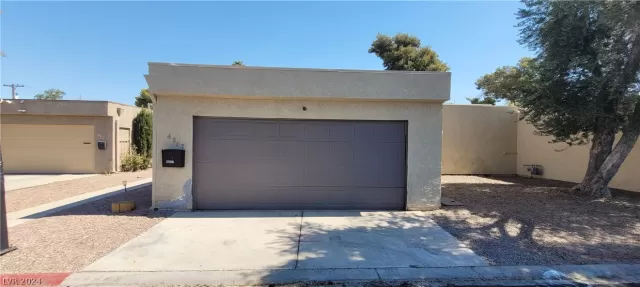 MLS: 2596780 Condo For Sale