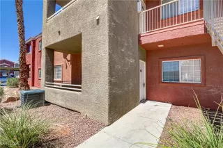 Photo #4: 2596853 Listing 