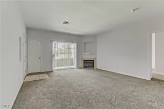 Photo #6: 2596853 Listing 