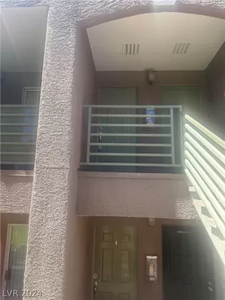 Photo #1: 2596860 Listing 